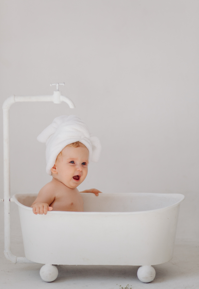 newborn bath